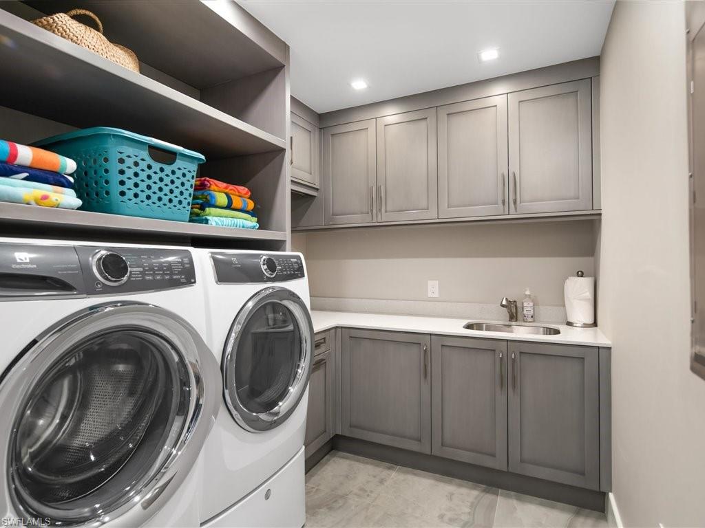 KALEA BAY TOWER 100 - Residential