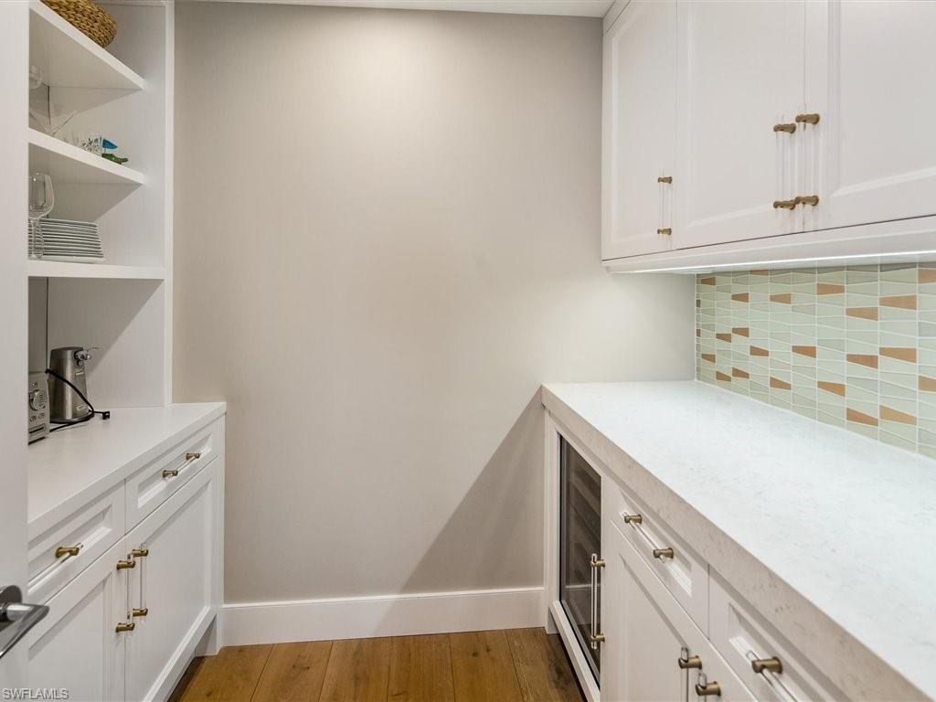 KALEA BAY TOWER 100 - Residential