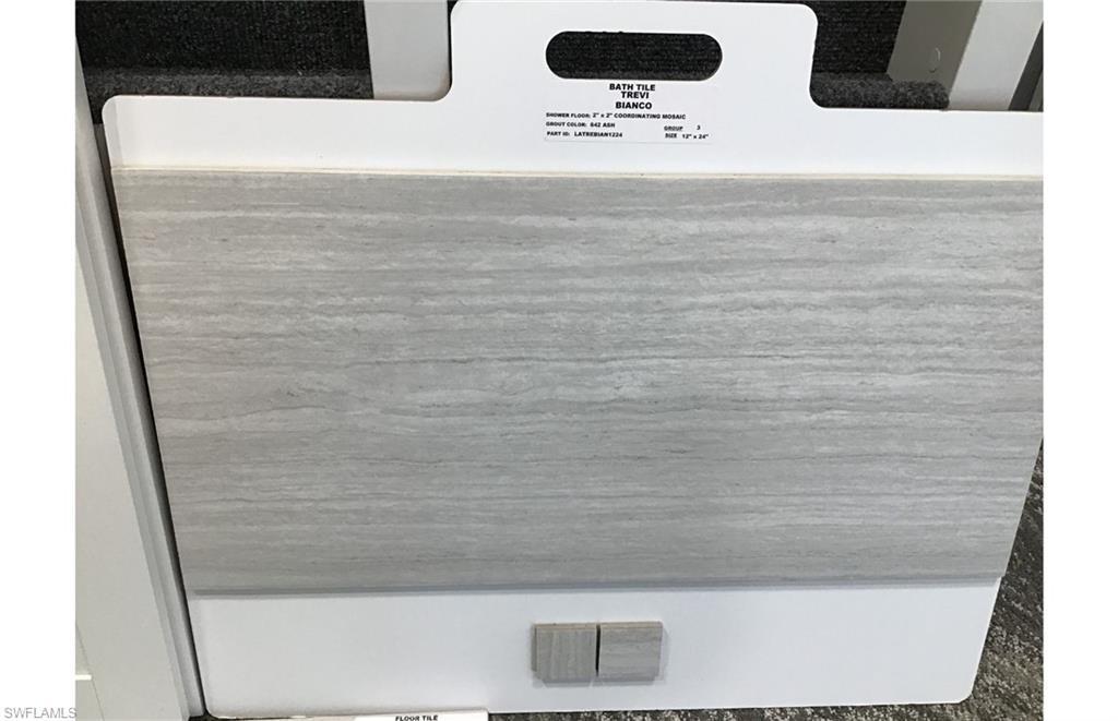 HAMPTON LAKES - Residential