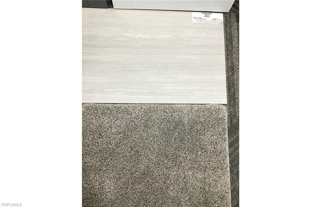 HAMPTON LAKES - Residential