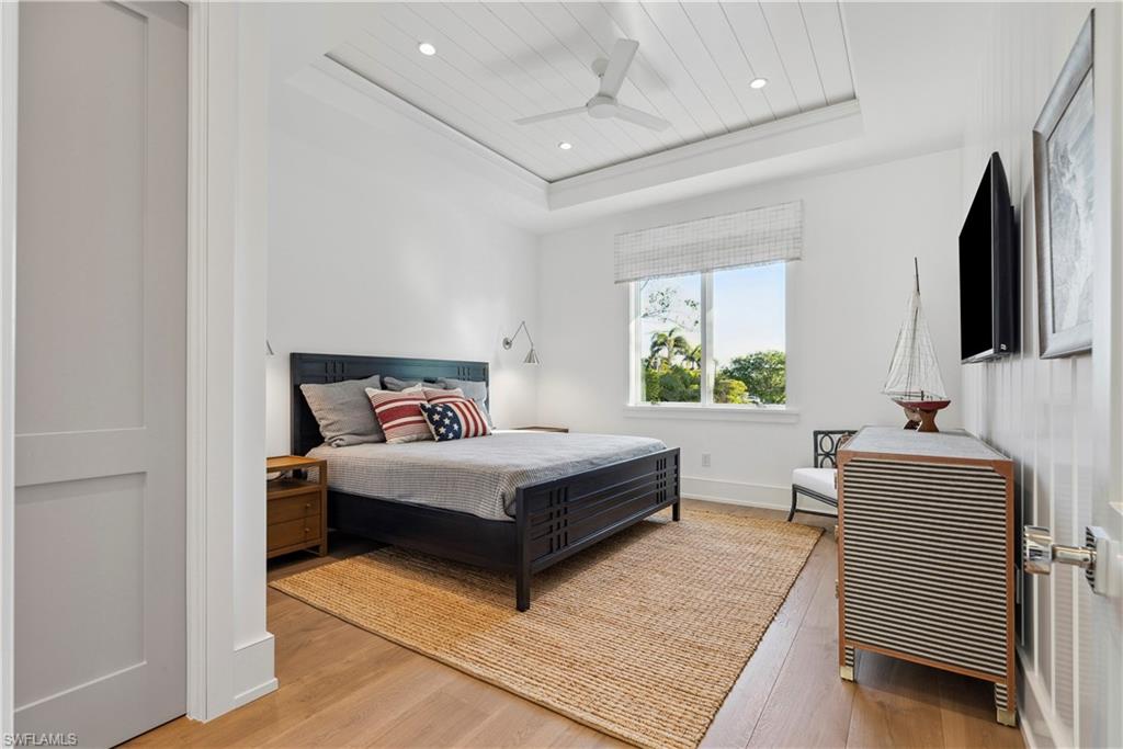 OLDE NAPLES - Residential