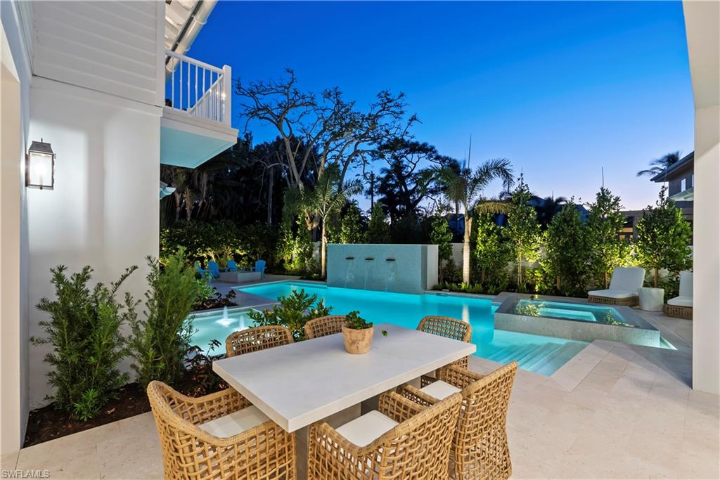 OLDE NAPLES - Residential