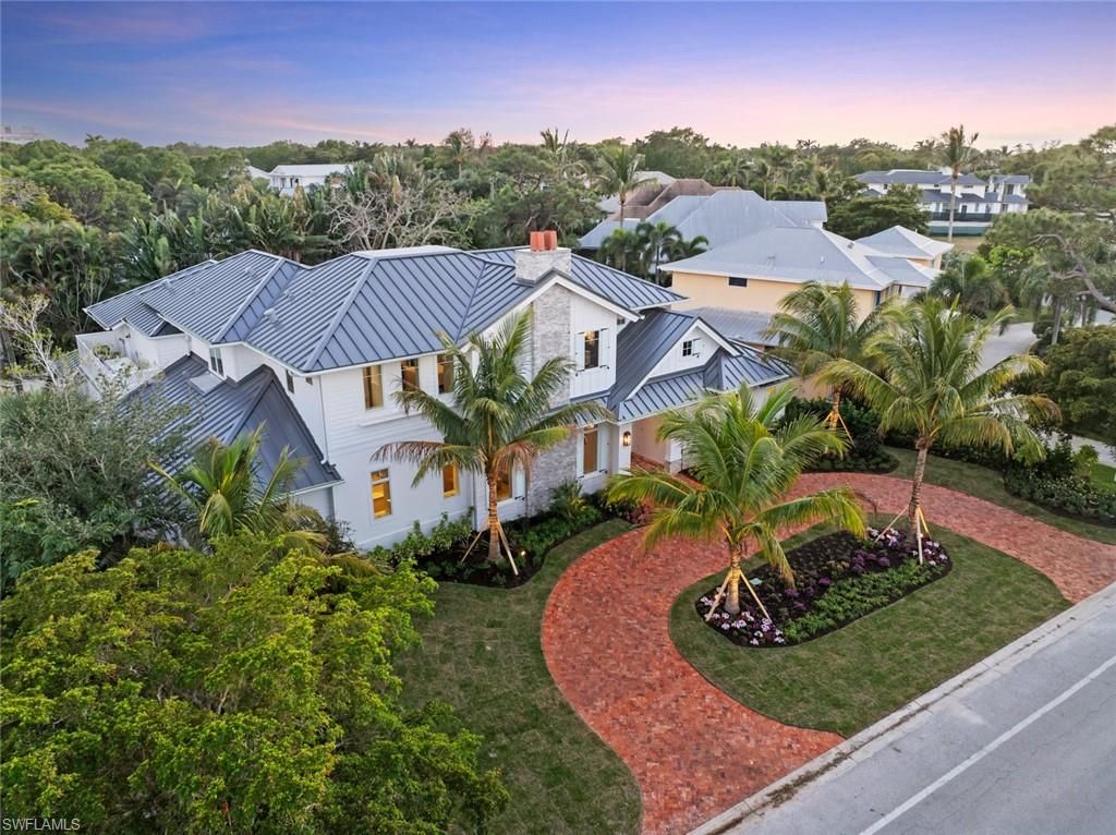 Photo of 690 7th AVE N, NAPLES, FL 34102 (MLS # 224028308)