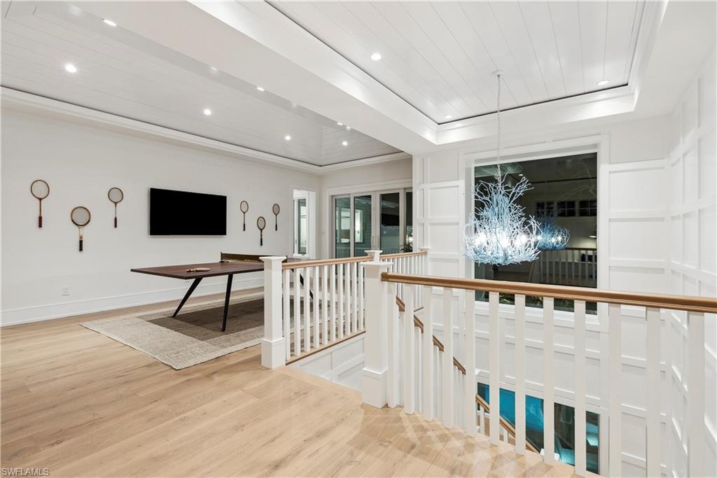 OLDE NAPLES - Residential