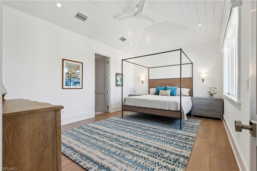 OLDE NAPLES - Residential