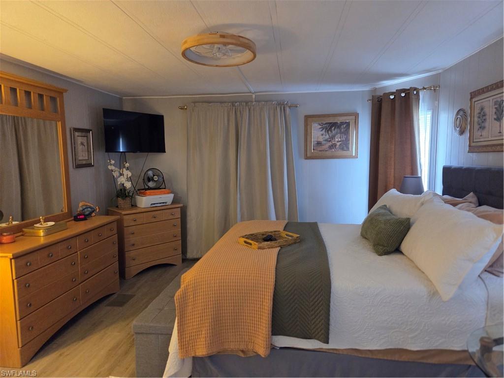 LAZY DAYS MOBILE VILLAGE - Residential