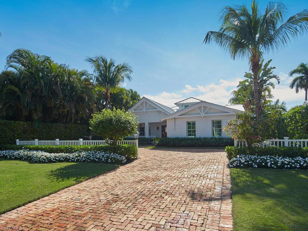 OLDE NAPLES - Residential