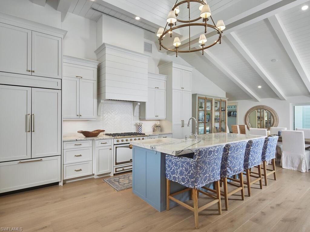 OLDE NAPLES - Residential