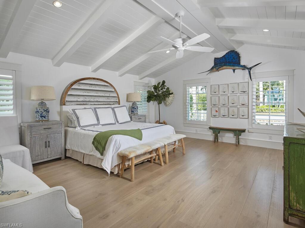 OLDE NAPLES - Residential