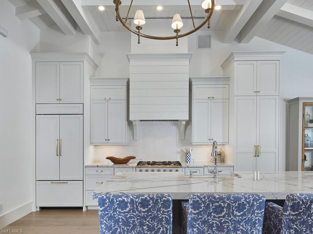 OLDE NAPLES - Residential