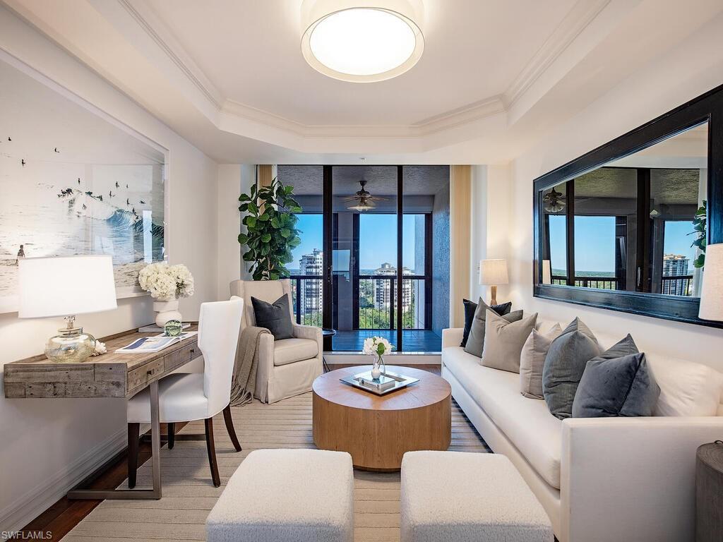 CARLYSLE AT BAY COLONY - Residential