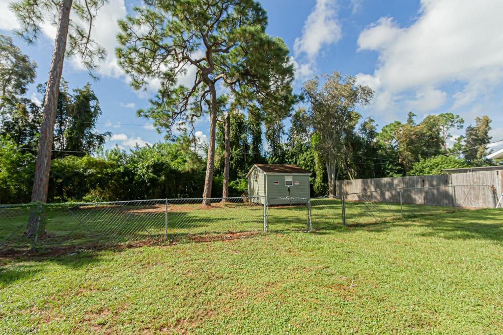 SAN CARLOS PARK - Residential