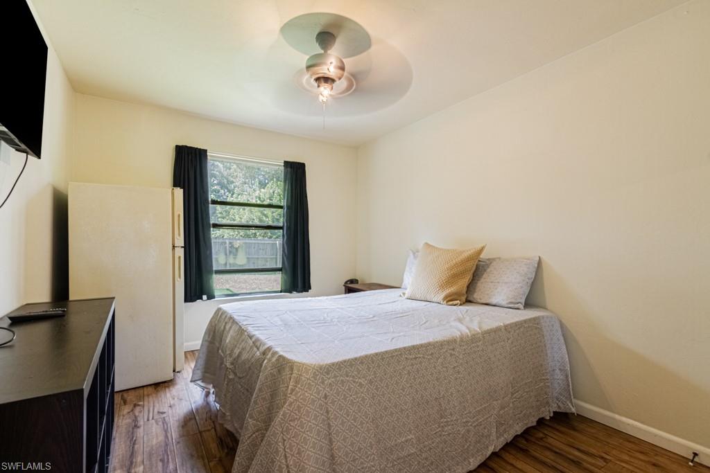 SAN CARLOS PARK - Residential