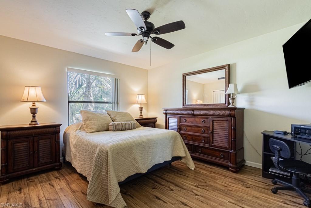 SAN CARLOS PARK - Residential