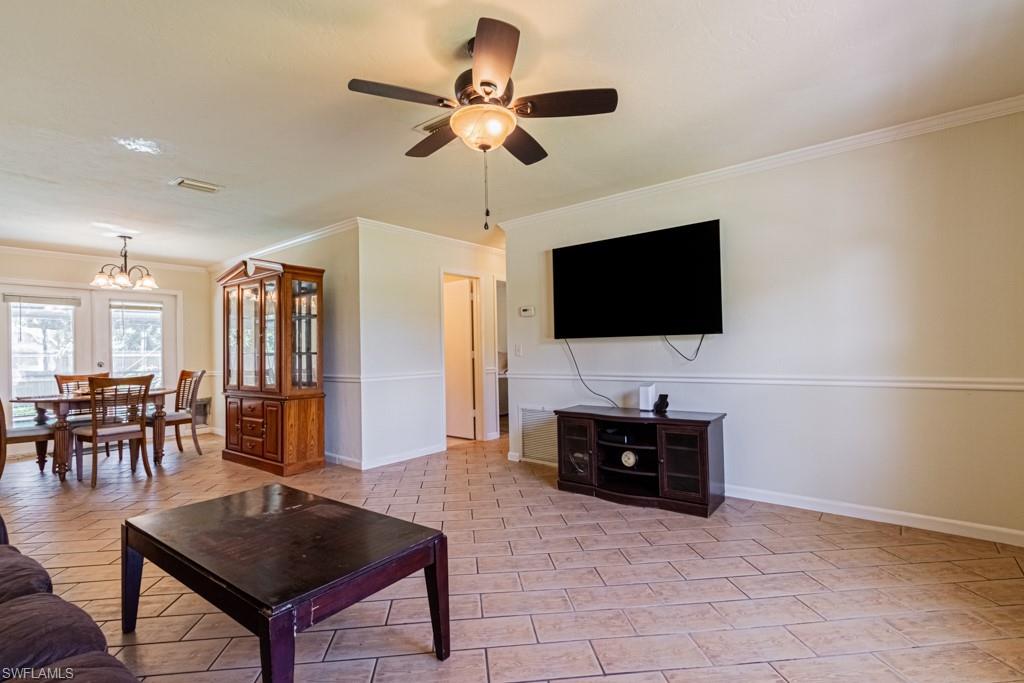 SAN CARLOS PARK - Residential