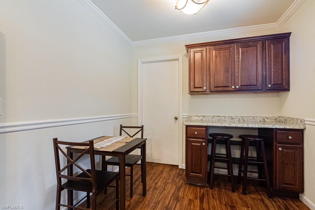 SAN CARLOS PARK - Residential