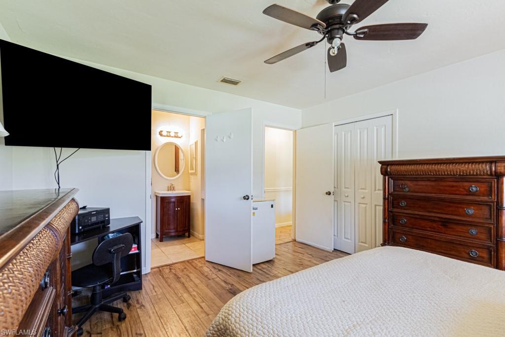 SAN CARLOS PARK - Residential