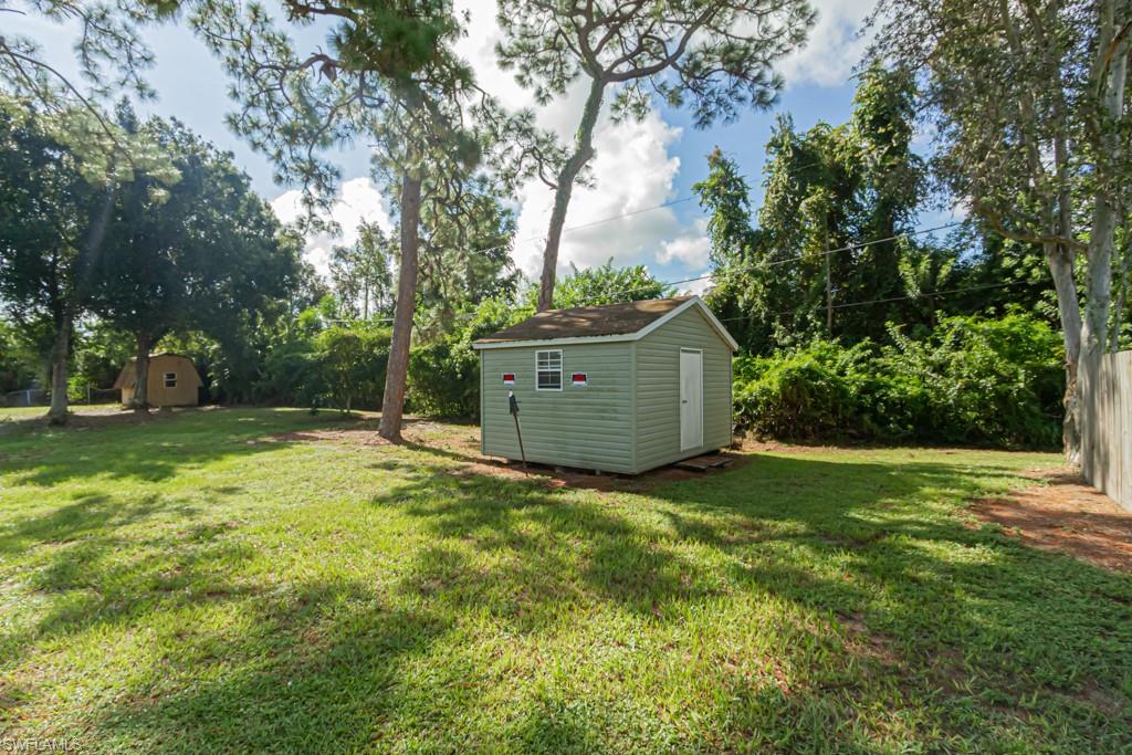 SAN CARLOS PARK - Residential