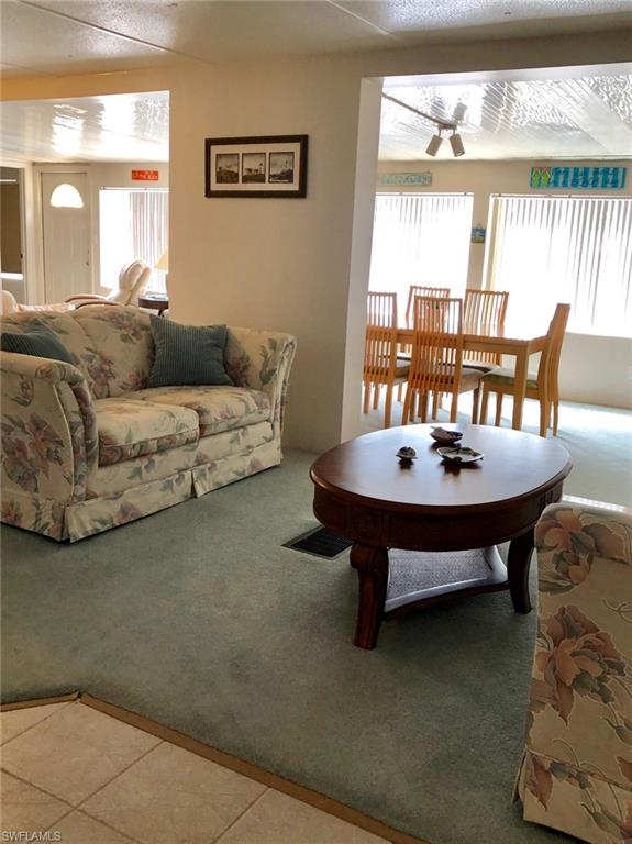 FLAMINGO BAY - Residential