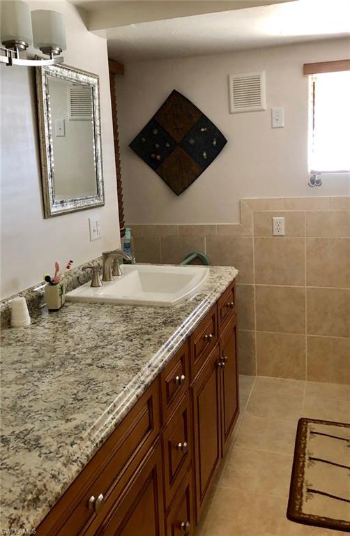 FLAMINGO BAY - Residential