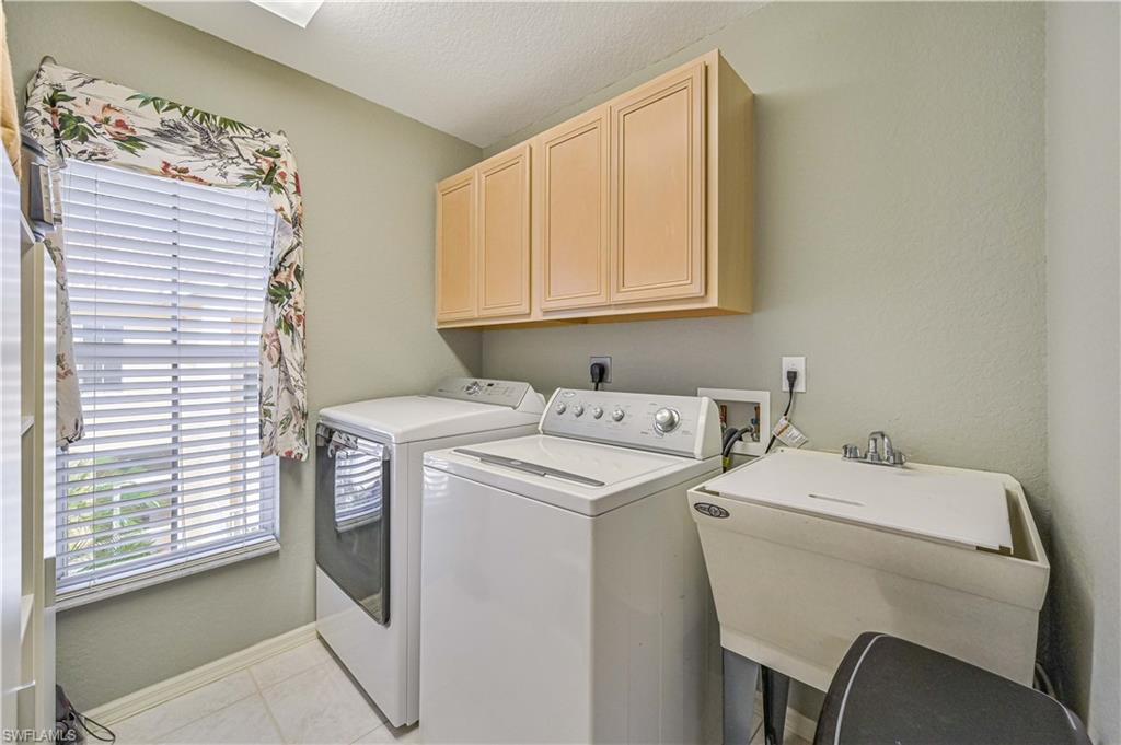 COCONUT SHORES - Residential