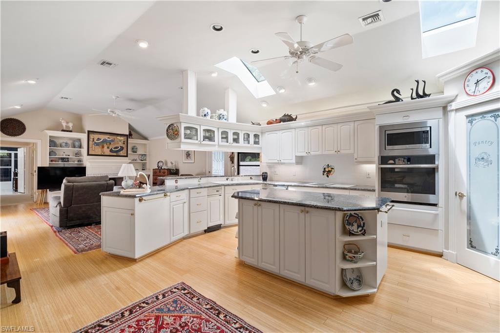 PINECREST AT PELICAN BAY - Residential