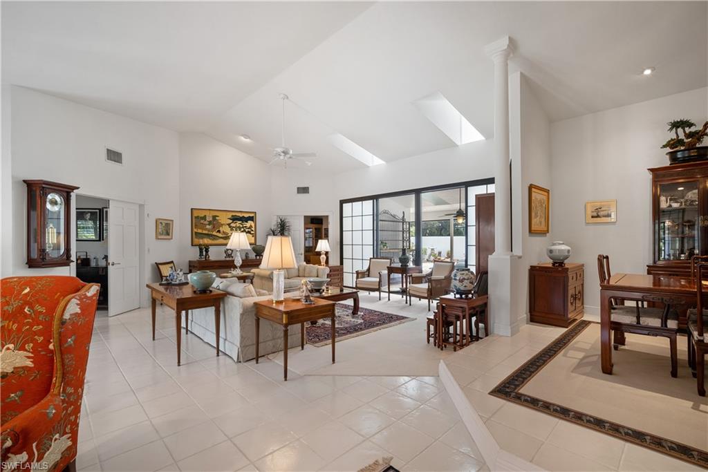 PINECREST AT PELICAN BAY - Residential