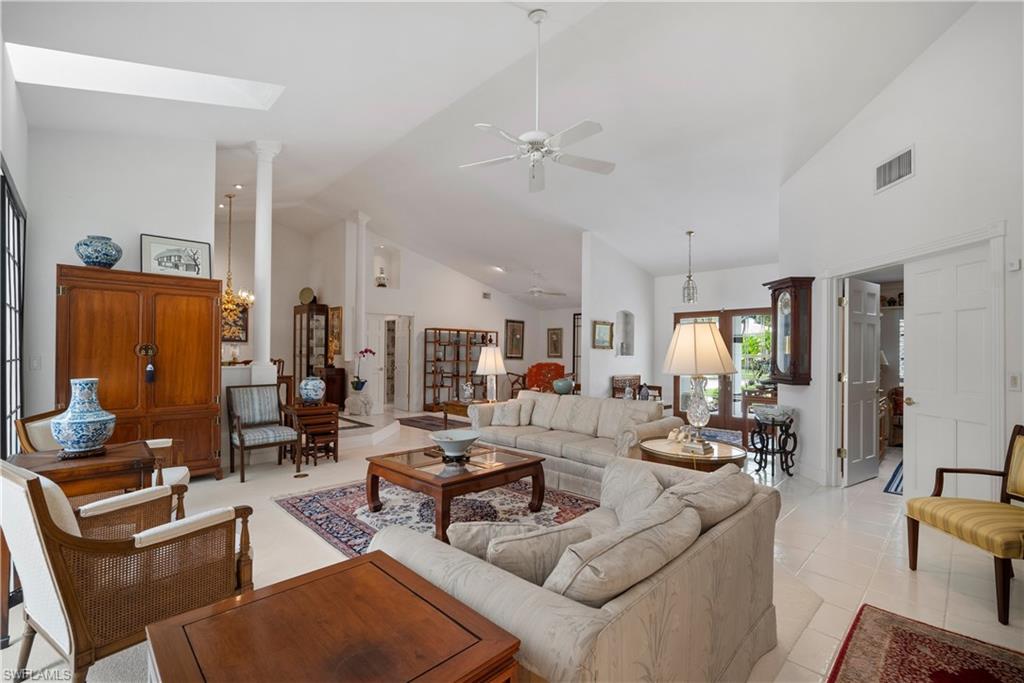 PINECREST AT PELICAN BAY - Residential