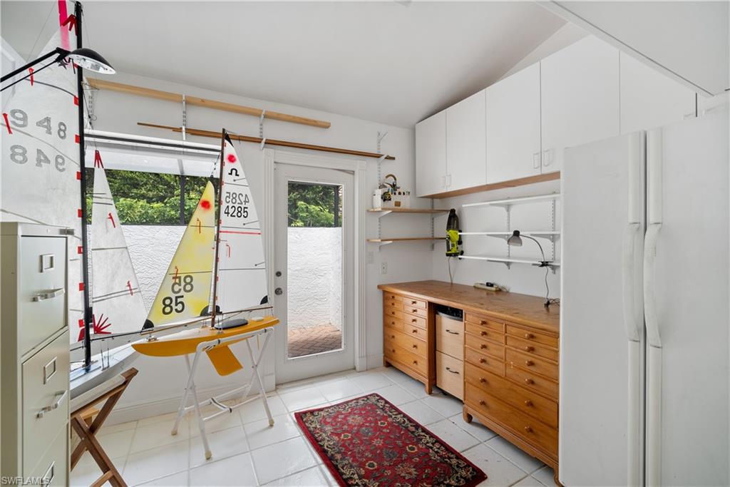 PINECREST AT PELICAN BAY - Residential