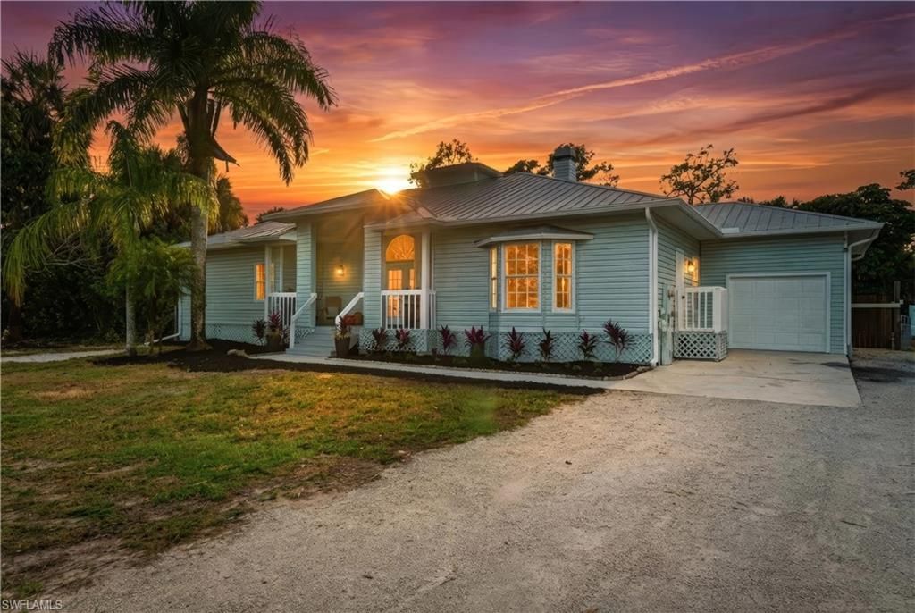 Photo of 491 21st ST NW, NAPLES, FL 34120 (MLS # 225084278)