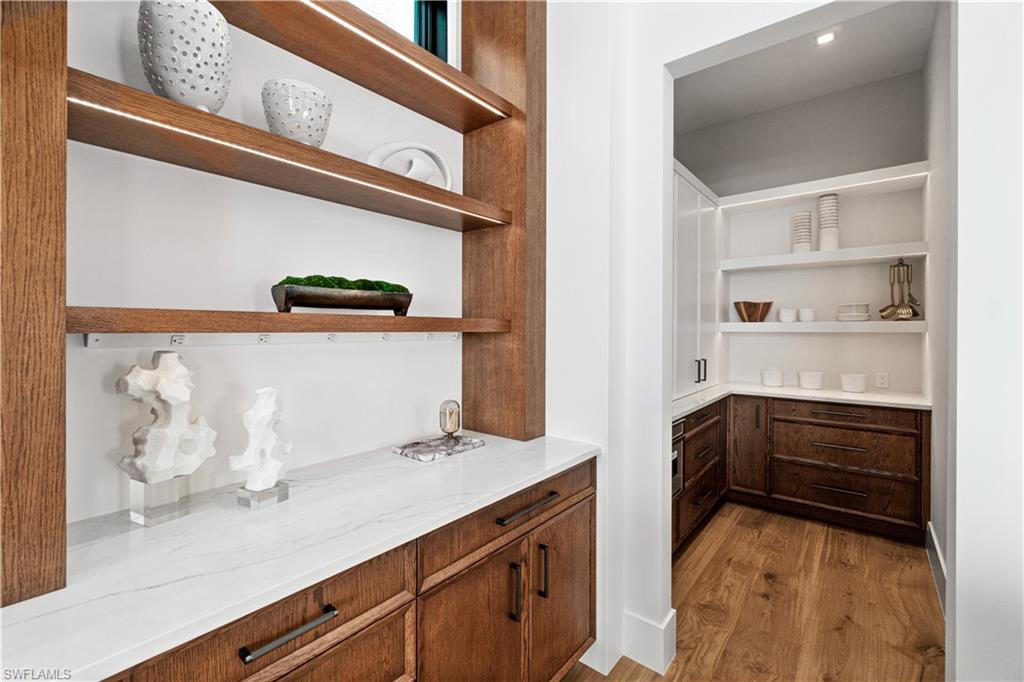 BONITA BEACH - Residential