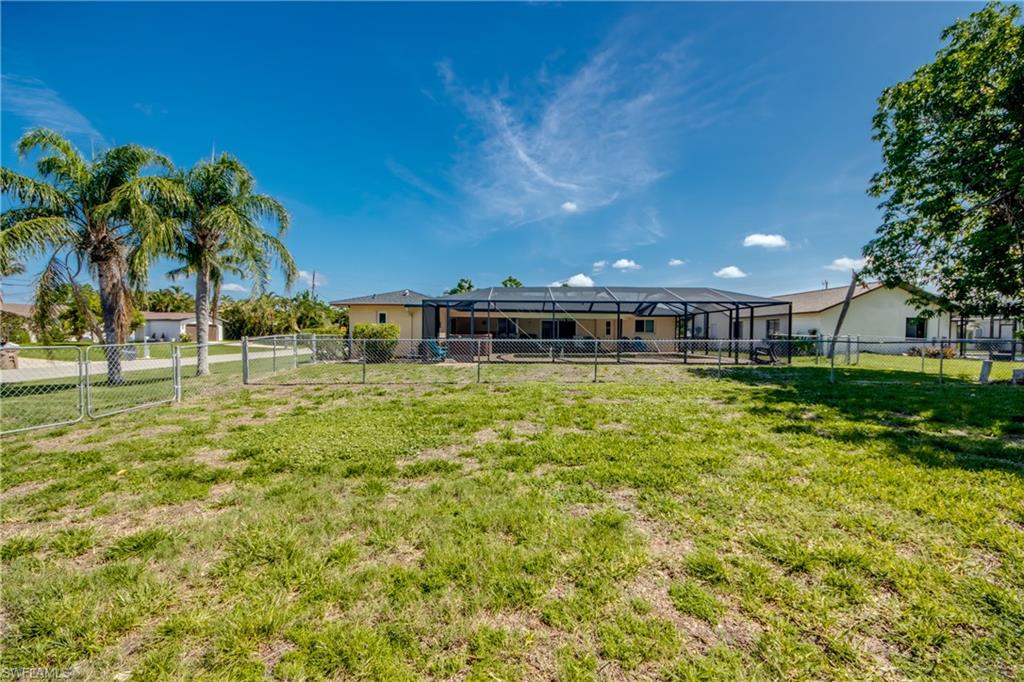 CAPE CORAL - Residential