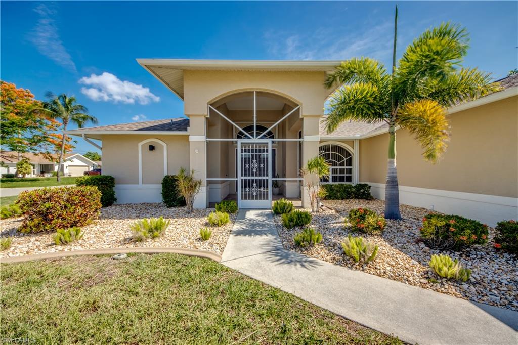 CAPE CORAL - Residential