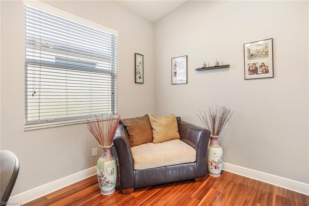 IBIS COVE - Residential