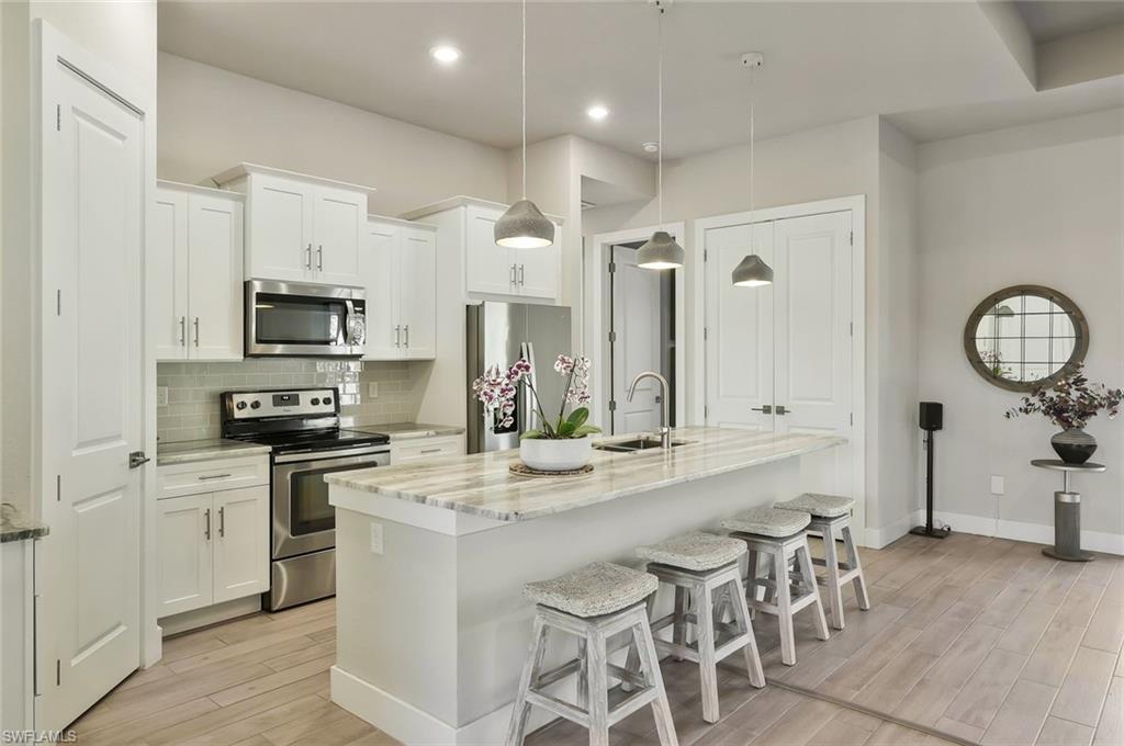 SAN CARLOS ESTATES - Residential