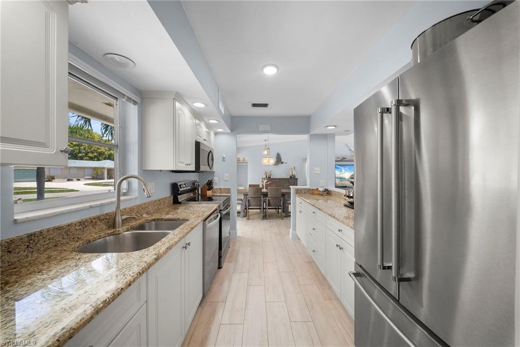 MARCO ISLAND - Residential