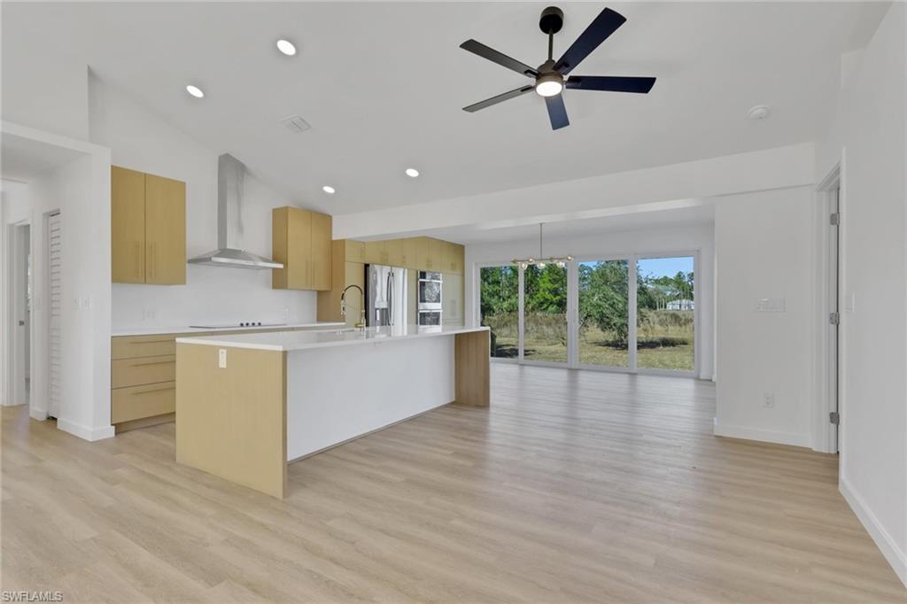 GOLDEN GATE ESTATES - Residential