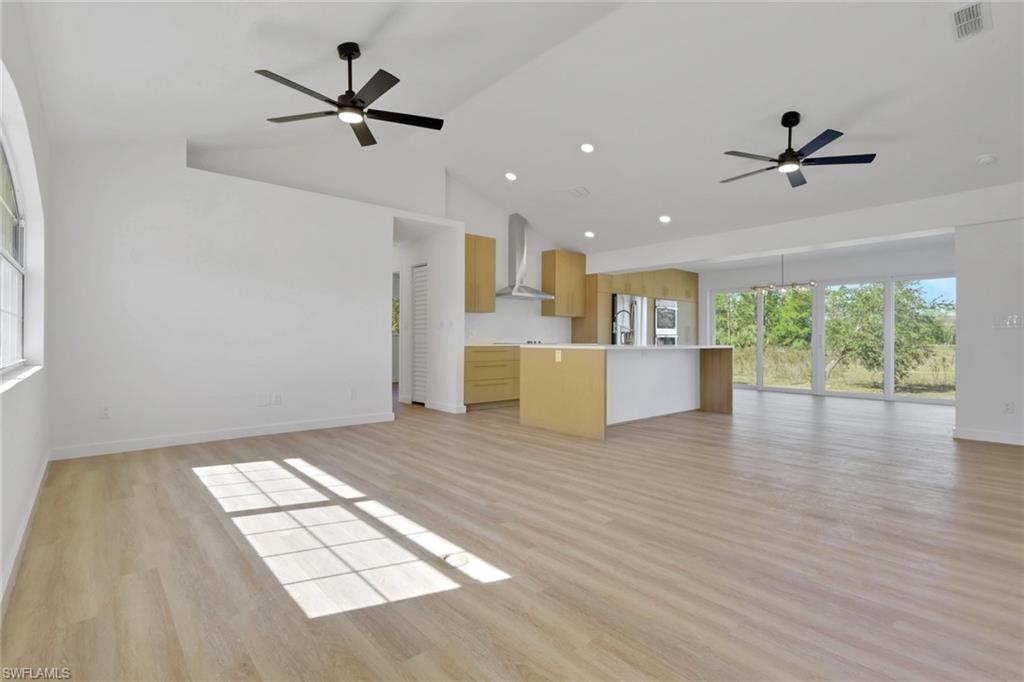 GOLDEN GATE ESTATES - Residential