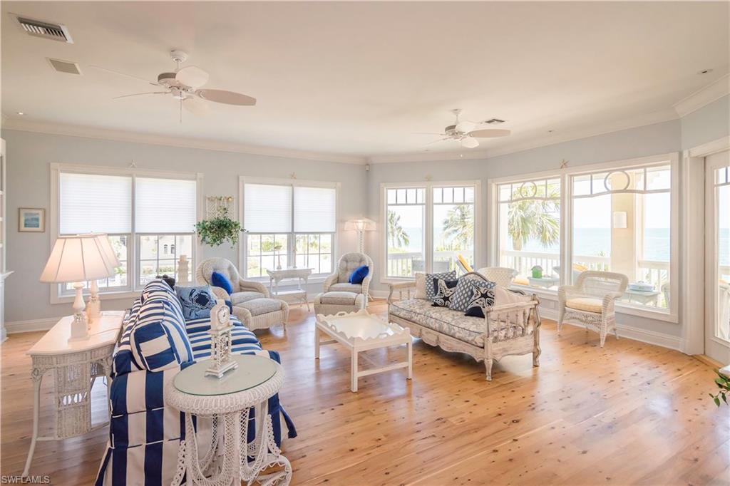 BAREFOOT BEACH - Residential