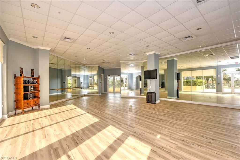 NORTH STAR YACHT CLUB - Residential