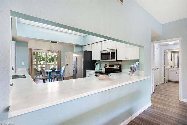 6030 CHARDONNAY LN APT 203, NAPLES, FL 34119 - Image 95f58d1dd3be3f06b6293c8d899bbf31/1294338734