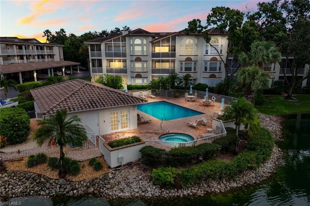 6030 Chardonnay LN 203