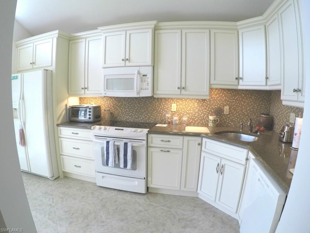 WILLIAMSBURG - Residential