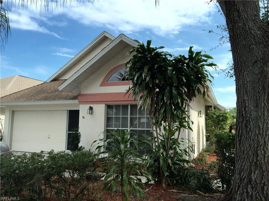 Absolutely perfect lakefront home that wants new owner! Located just minutes from the Red Sox and Twins Stadiums, Airport, Great shopping, and a multitude of dining choices.  Features include brand new carpet, remodeled kitchen with cream raised panel cabinetry and granite counters, deep stainless steel sink and unique display cabinet at the bar. Formal dining adjacent to living room, enclosed sun room off of kitchen perfect for dining overlooking lake, remodeled master bath with great shower, inside laundry room with top of the line washer and dryer,lots of storage including the double garage with washtub and cabinets. Prime location just off Daniels Road at the Colony. Mature landscape makes this a warm and welcoming neighborhood, community pool to enjoy. "This is a really adorable home in perfect move in condition."