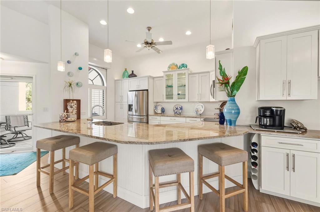 571 Beachwalk CIR S201