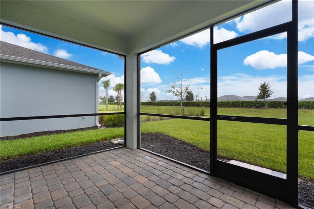 NORTHRIDGE - Residential Lease