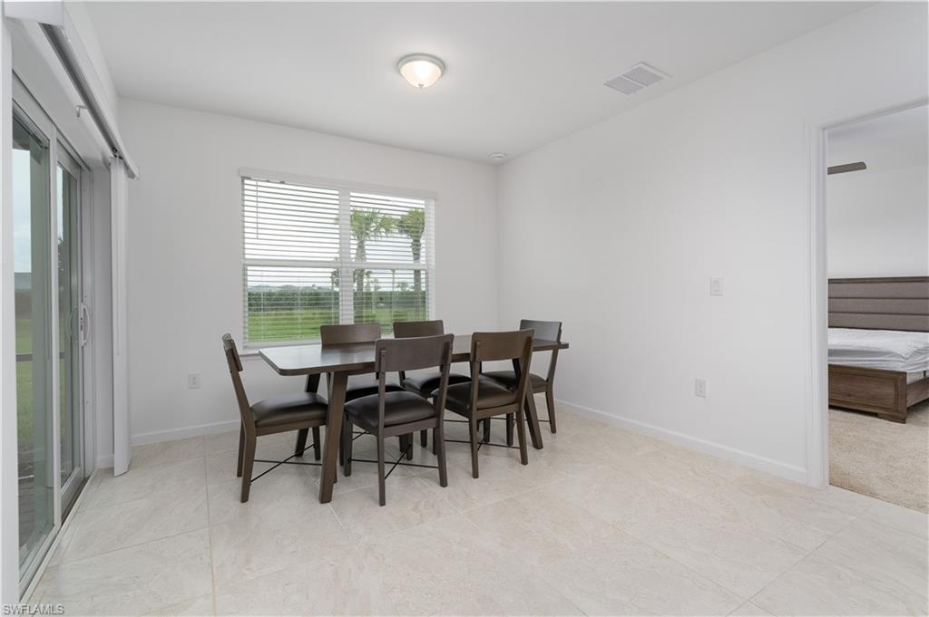 NORTHRIDGE - Residential Lease