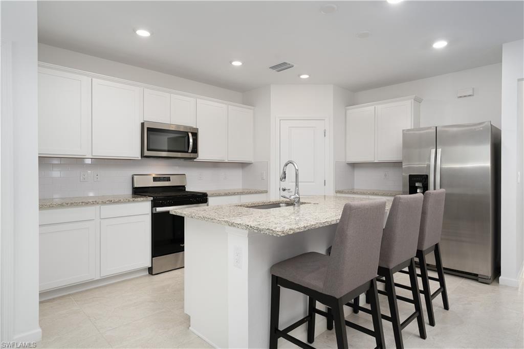 NORTHRIDGE - Residential Lease