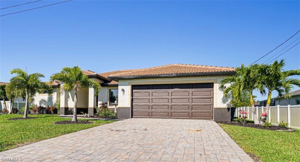 CAPE CORAL - Residential