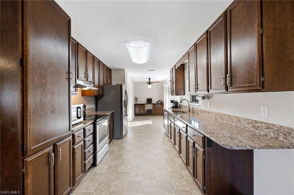 GOLDEN GATE CITY - Residential